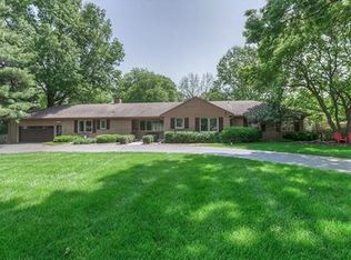 6715 Reeds Rd, Overland Park, KS 66204