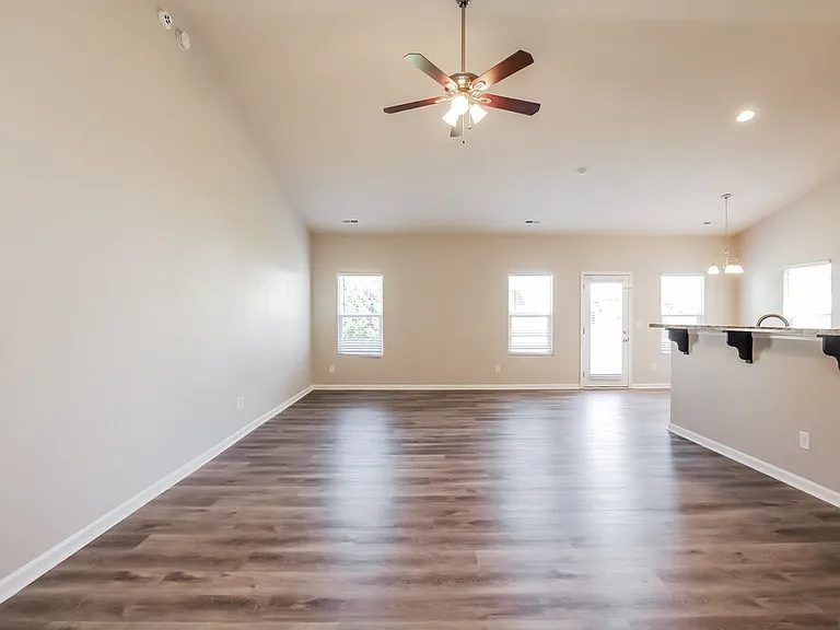 1116 Black Diamond Dr — Photo 4