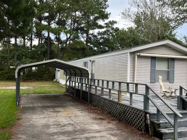 1581 Gate 1 Dr SW, Ocean Isle Beach, NC 28469