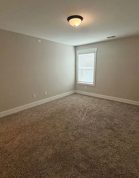 44 Sparkleberry Ln W — Photo 33
