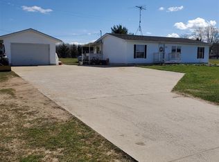 4124 E Sanborn Rd, Lake City, MI 49651