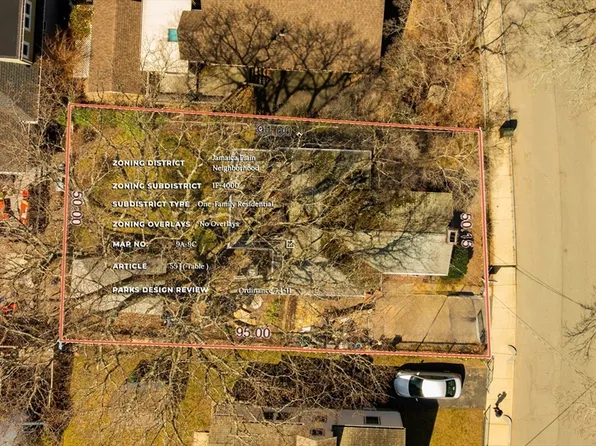 167 Bourne St, Roslindale, MA 02131