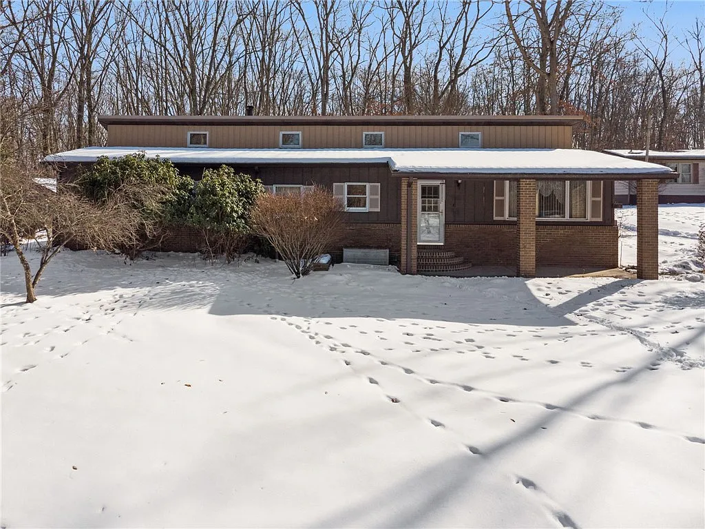 2184 Whites Hill Rd photo 1