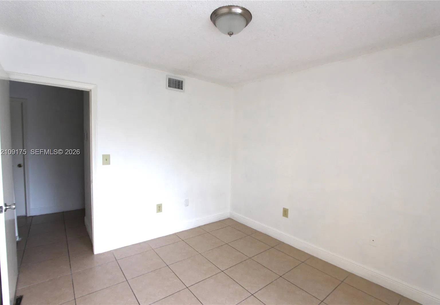Terrazas Del Sol Condo — Photo 4
