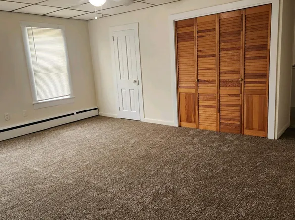 221 Hughes St APT 3, Kingston, PA 18704