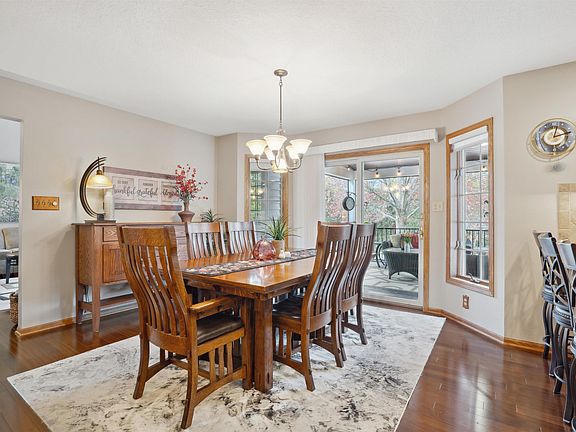 5th image of 4709 Quesada Ave