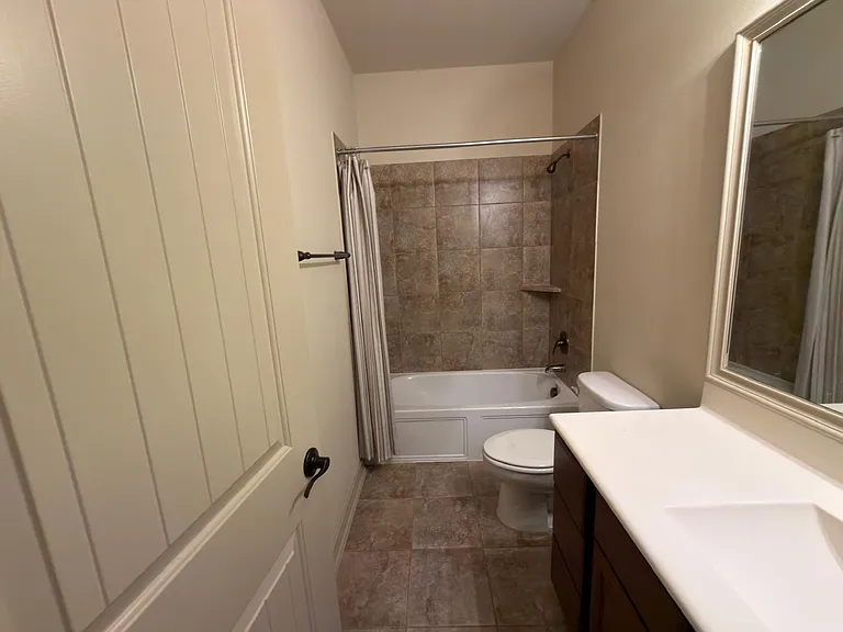 3419 Selene Dr — Photo 12