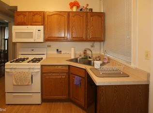 4312 N Damen Ave #2W, Chicago, IL 60618