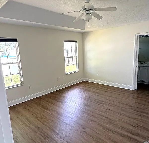 1111 SW Yorktown Gln — Photo 14