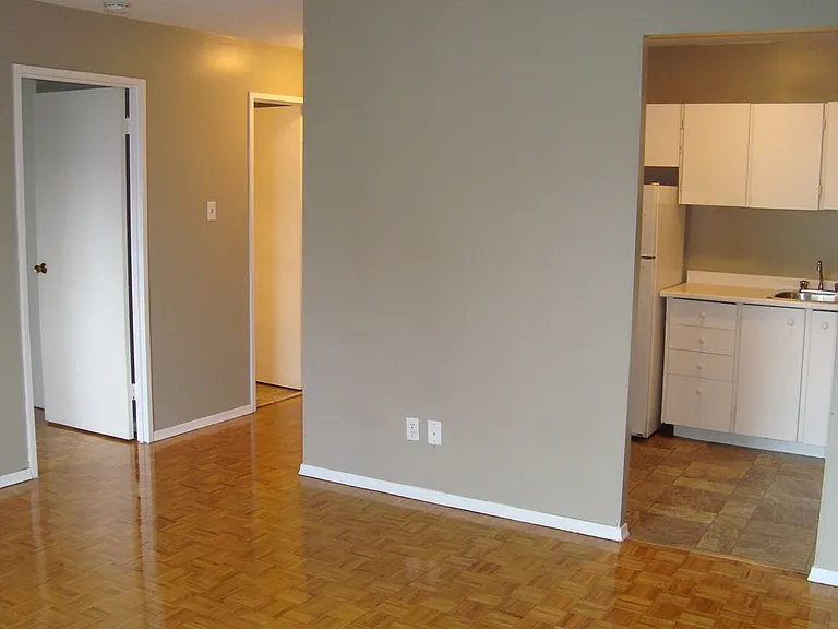 1322 McWatters Rd — Photo 18