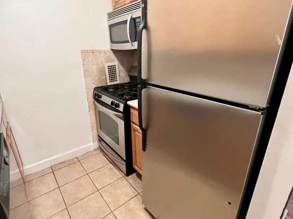 1670 Bell Blvd, Bayside, NY