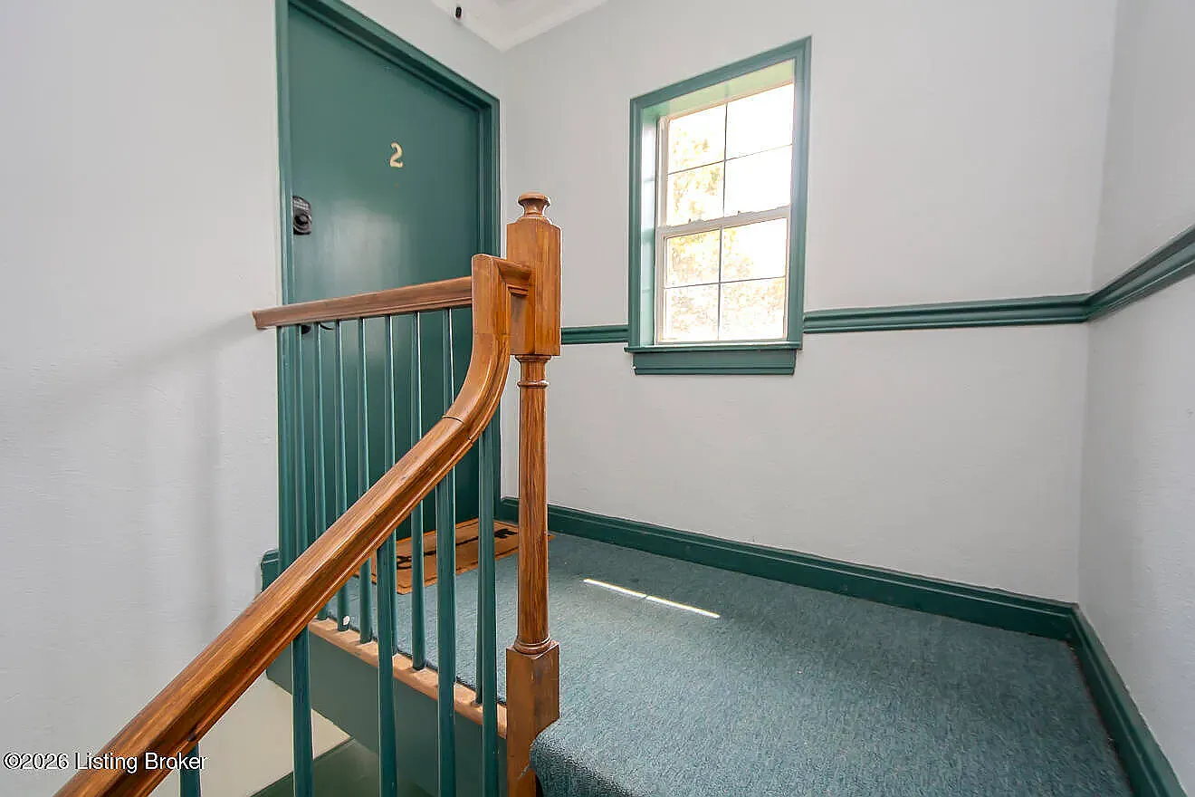 2 bed, 750 sqft, $1,300 — Photo 4