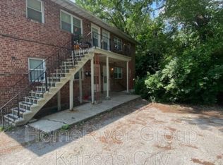 1507 W College St APT B, Independence, MO 64050