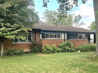 1125 Harms Rd, Glenview, IL, 60025
