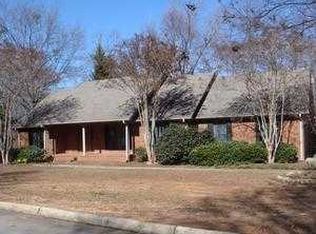 102 Park Hill Dr, Greer, SC 29651