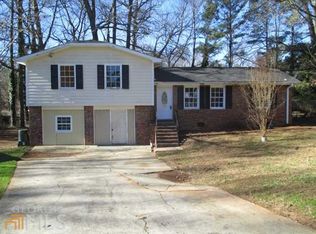 2904 Jordan Woods Dr, Lawrenceville, GA