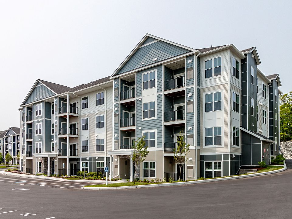 J Woburn Heights 1042 Main St Woburn MA Zillow