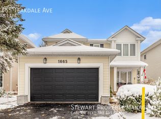 1665 Teakdale Ave, Ottawa, ON K1C6M2