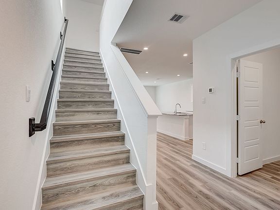 4th image of 10515 Lancaster Forest Ln