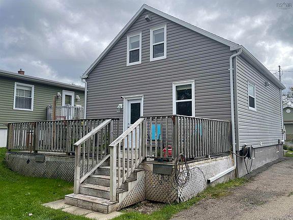 3rd image of 73 Brown St