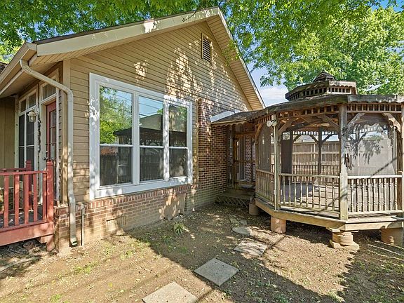 5th image of 1800 Freeman Ave