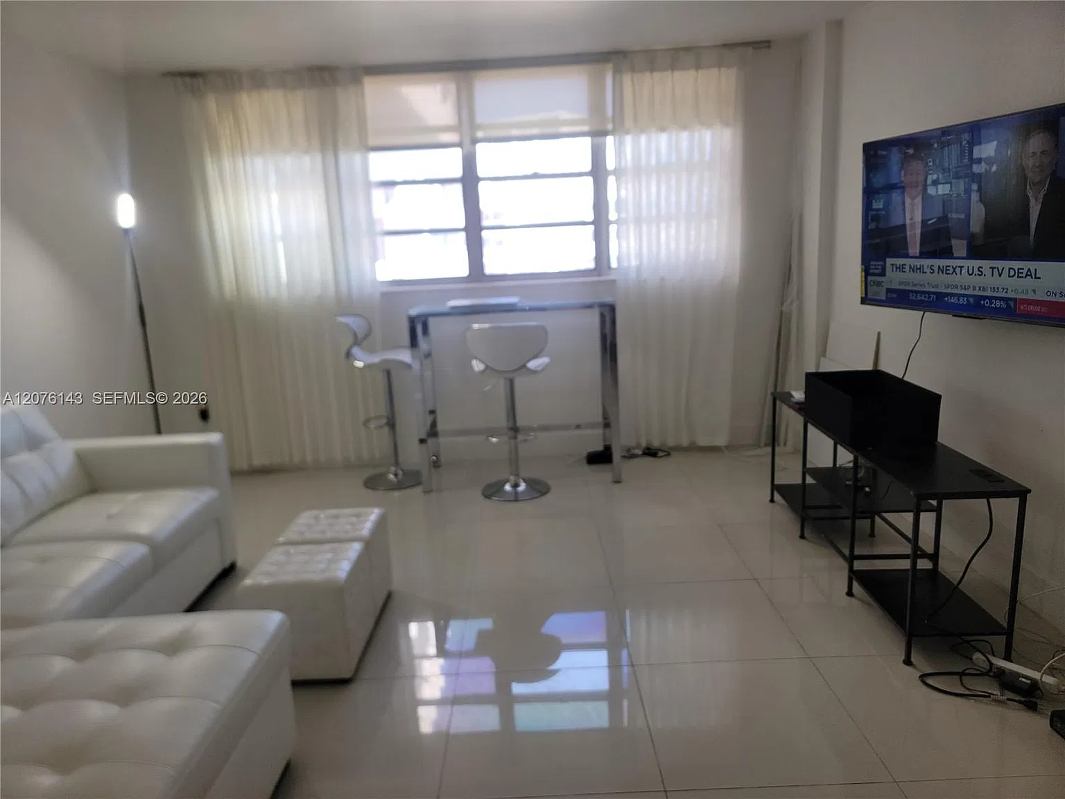 South Bay Club Condo — Photo 2