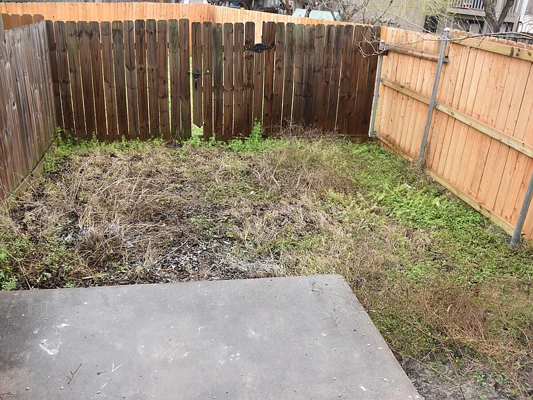 1810 Rawhide Loop — Photo 29