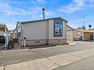 106 Osprey Ln, Fountain Valley, CA 92708