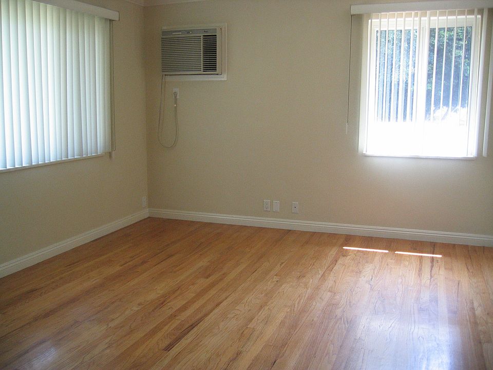 1st image of 3724 S Centinela Ave