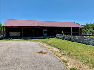 17496 Jones Rd, Spiro, OK 74959