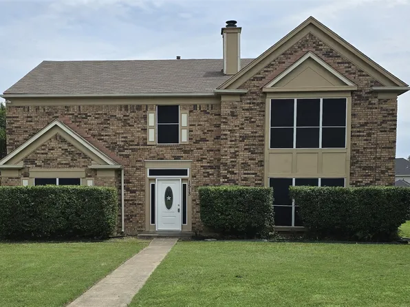 1513 High Pointe Cir, Cedar Hill, TX 75104
