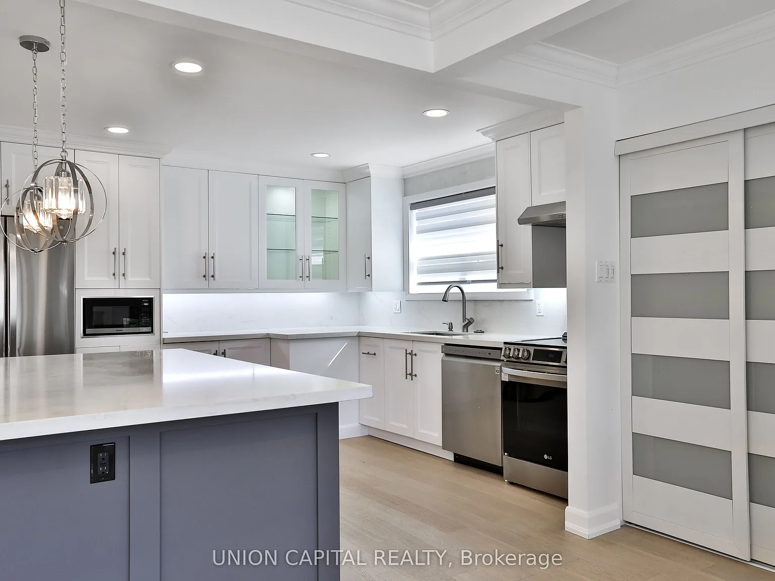 3 bed, $3,100 — Photo 4