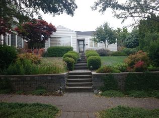 2608 31st Ave W, Seattle, WA 98199