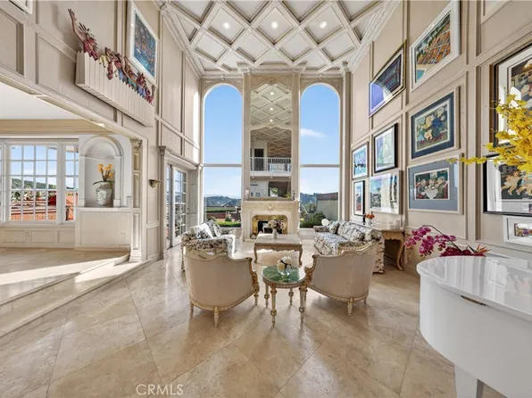 12325 Ridge Cir, Los Angeles, CA 90049