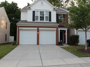 10150 Blakeney Preserve Dr, Charlotte, NC 28277