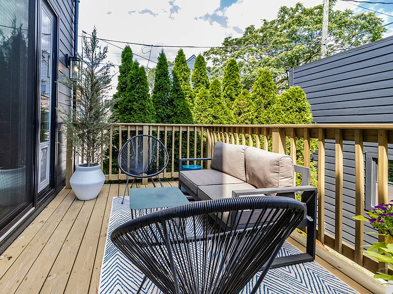 2236 W Shakespeare Ave — Photo 12