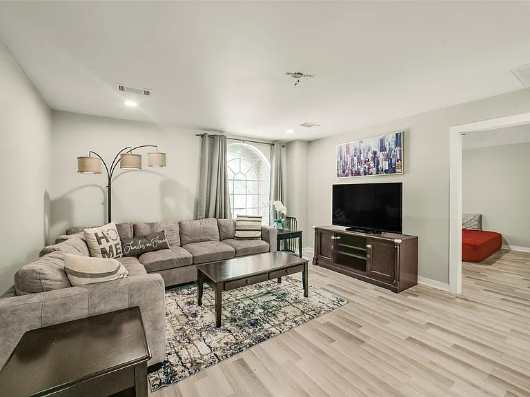 11026 Desert Springs Cir — Photo 20