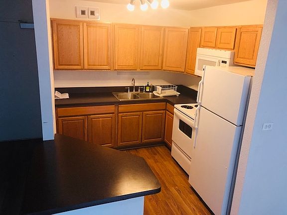 3rd image of 3550 N Lake Shore Dr APT 1911