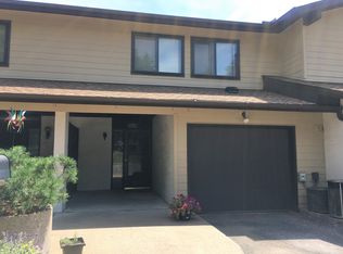 1772 McKnight Rd N #12, Maplewood, MN 55109