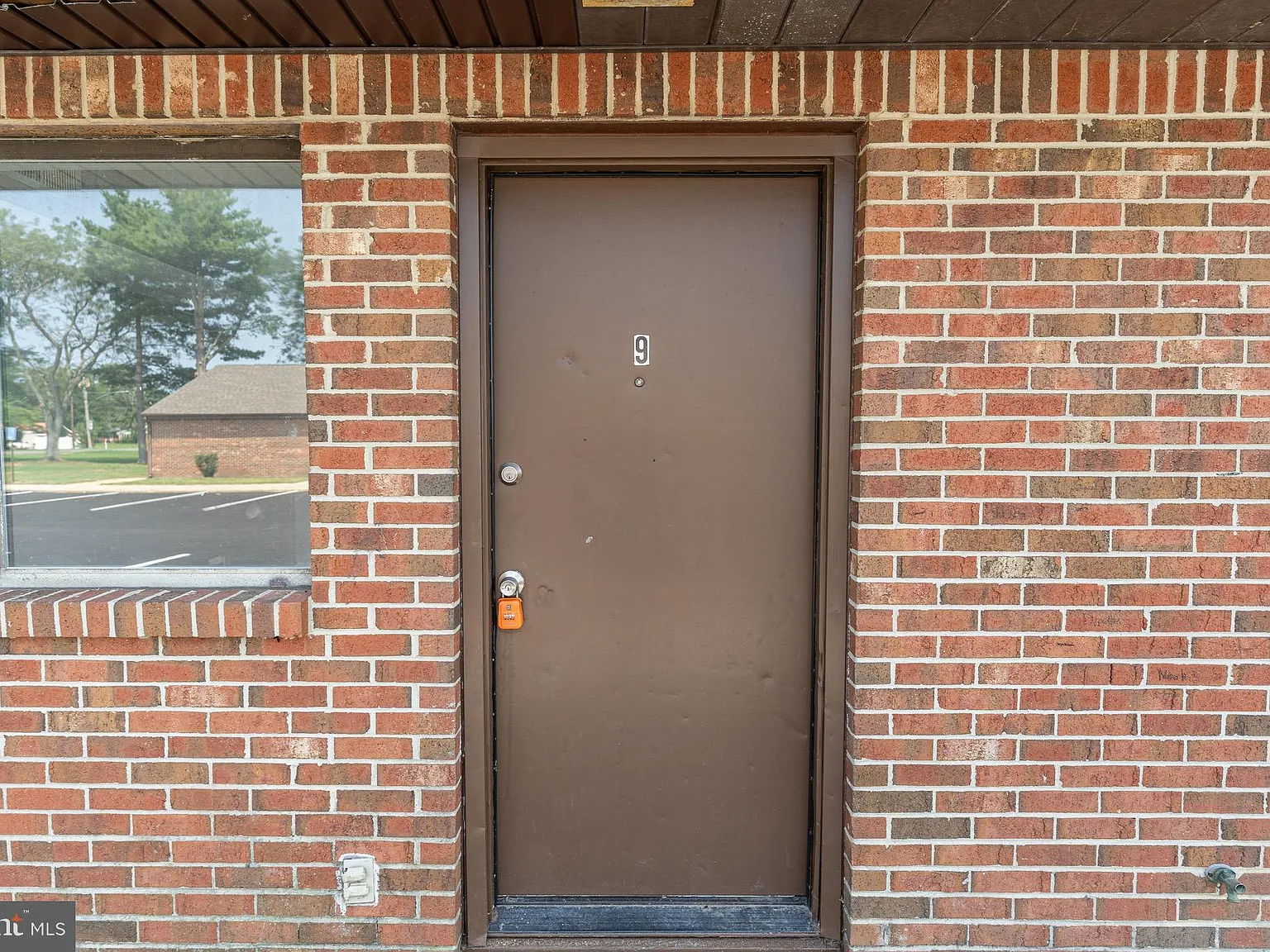2 bed, 950 sqft, $1,295 — Photo 4
