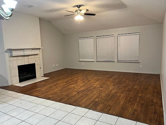 5th image of 3700 Gardenia Ln