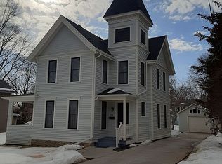 216 N Page St, Stoughton, WI 53589