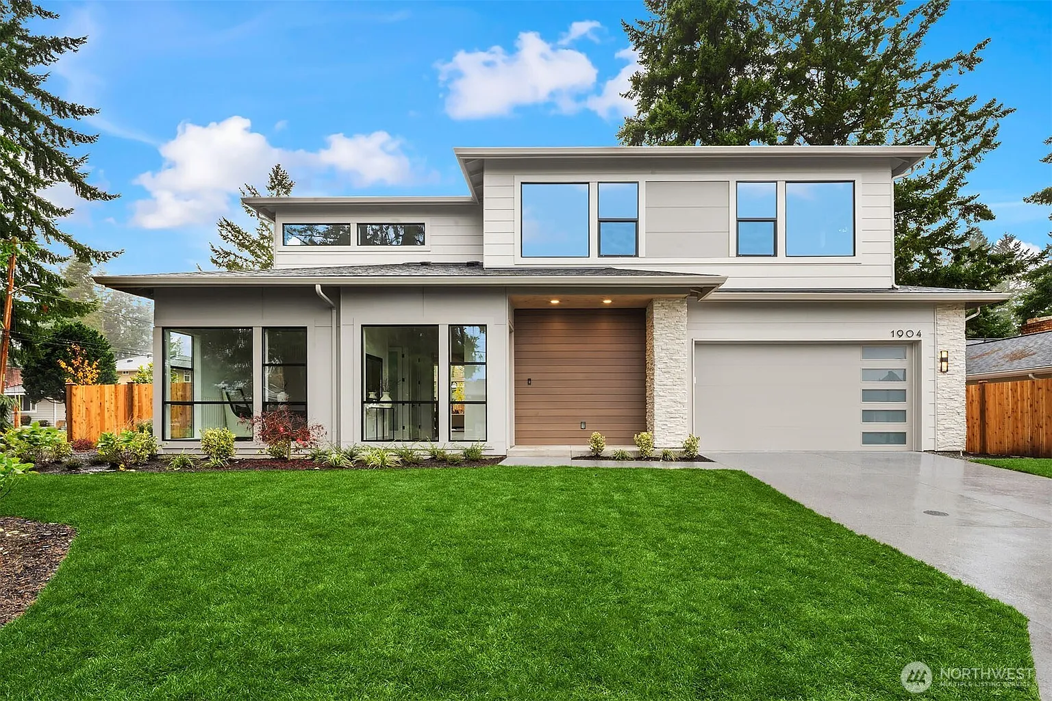 1904 169th Avenue NE photo 1