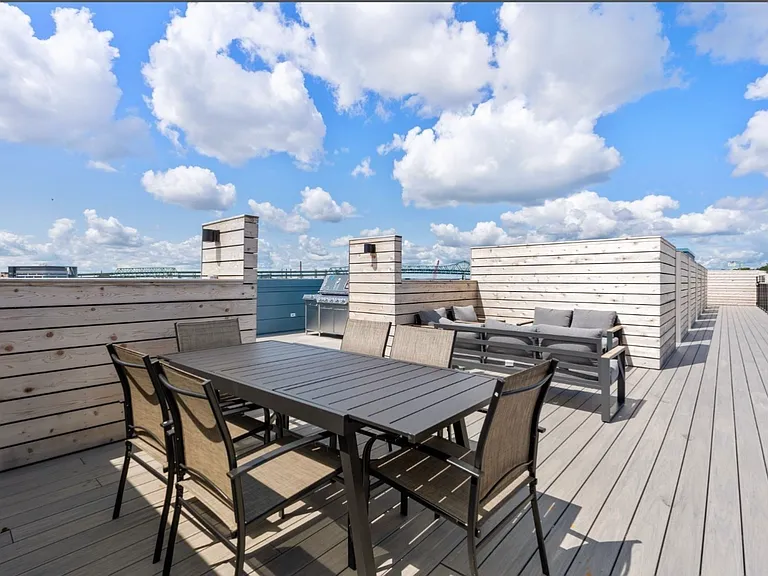 301 Border St #402 — Photo 25