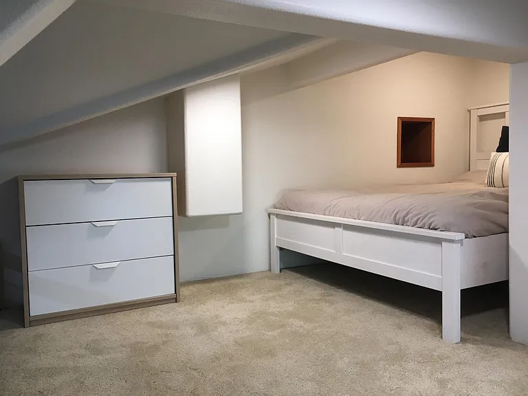 5810 Lauretta St #B — Photo 15