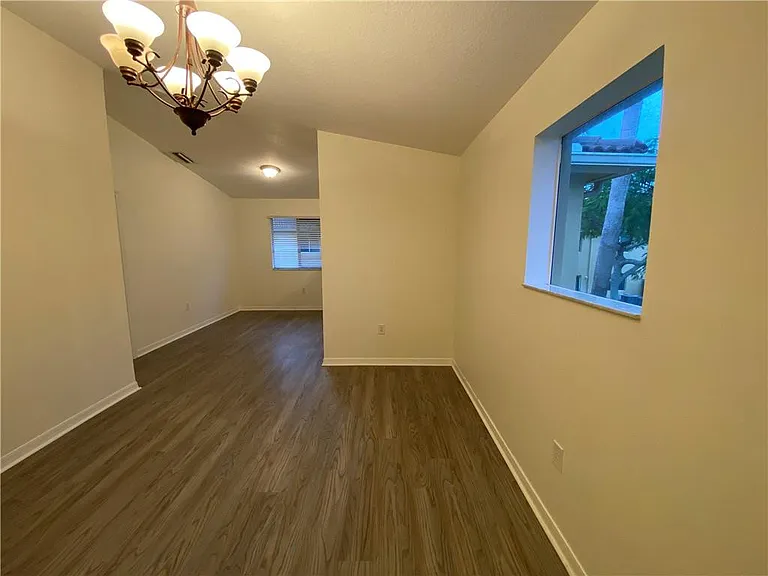 970 NE 34th Ave #204 — Photo 17