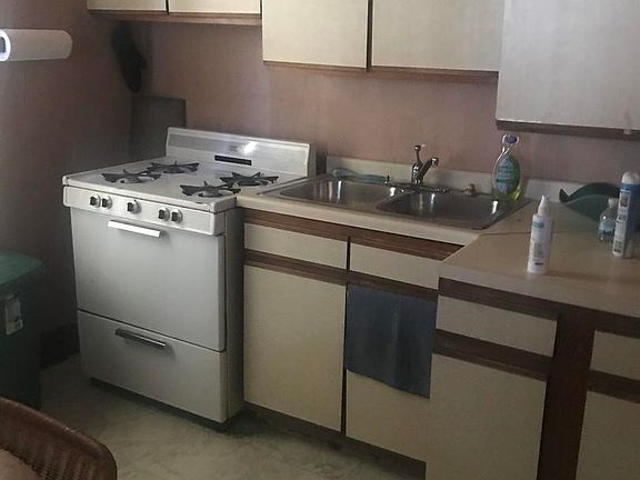 5th image of 5928 W Wilson Ave
