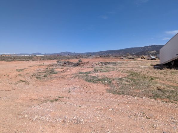 485 Pine Canyon Dr, Parowan, UT 84761