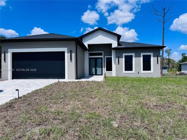 700 Biscayne Dr, Port Charlotte, FL 33953