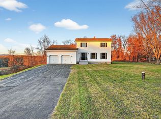 14 Country Meadows Road, New Paltz, NY 12561